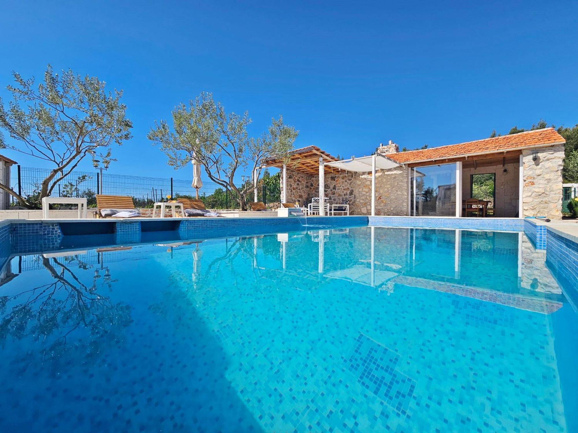Vila Flamingo - House With Private Pool Gornji Seget Exteriér fotografie