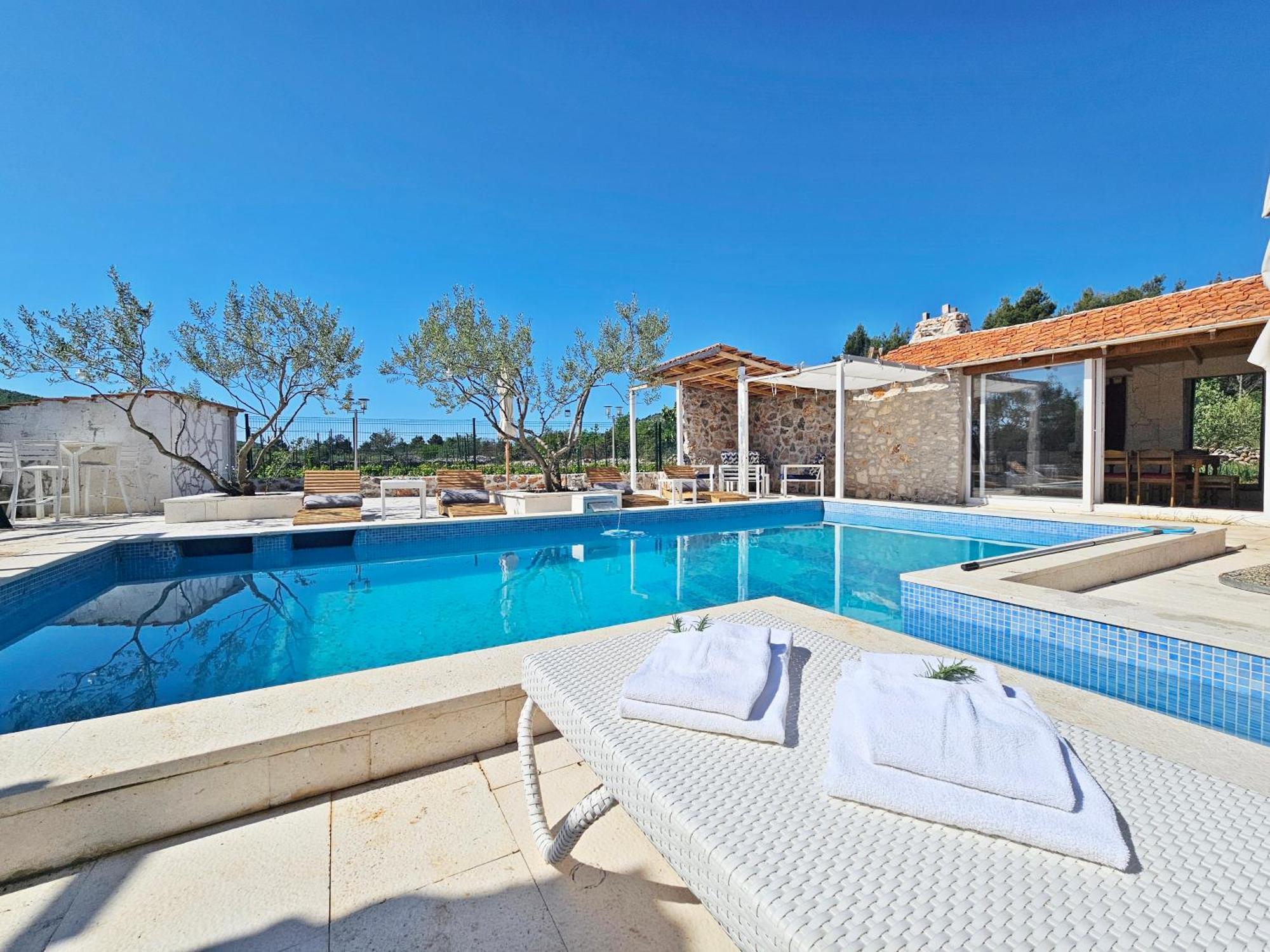 Vila Flamingo - House With Private Pool Gornji Seget Exteriér fotografie